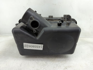 2004-2006 Toyota Camry Air Cleaner Intake-duct Hose Tube - Oemusedautoparts1.com