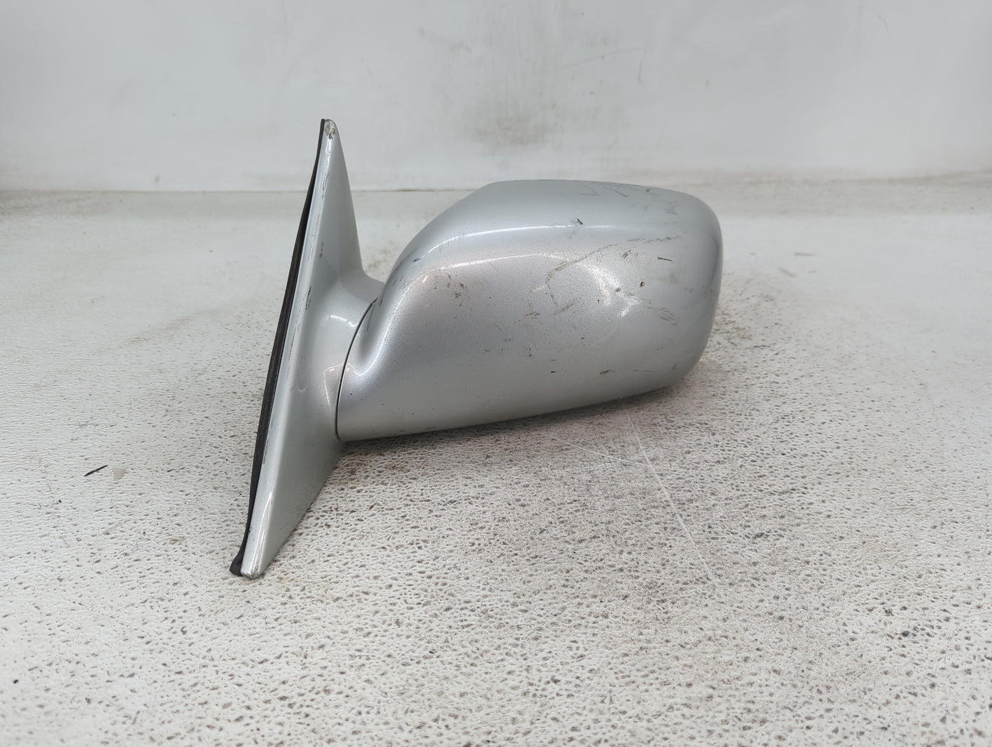 2002-2006 Toyota Camry Driver Side View Mirror - Left Door Mirror OEM Used - Oemusedautoparts1.com