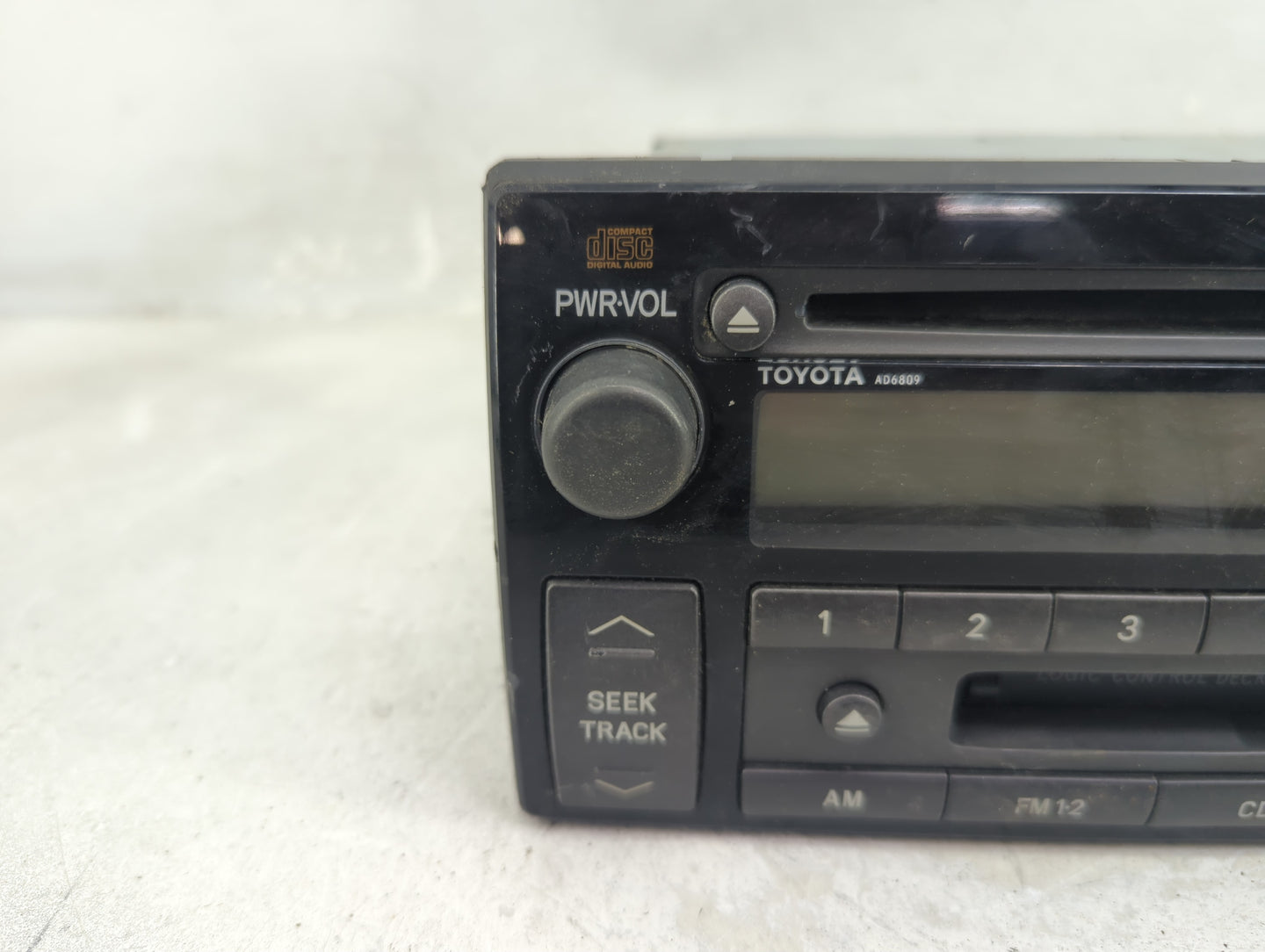 2005-2006 Toyota Camry Radio AM FM Cd Player Receiver Replacement P/N:86120-AA170 28002444, AD6809 Fits Fits 2005 2006 OEM U