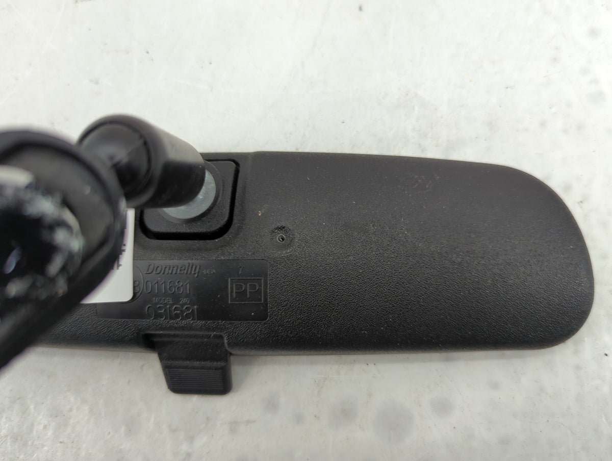 2001-2006 Toyota Camry Interior Rear View Mirror Replacement OEM P/N:E8031681 E8011681 Fits OEM Used Auto Parts - Oemusedaut
