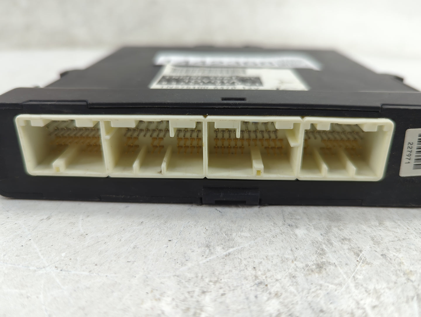 2005-2006 Toyota Camry PCM Engine Control Computer ECU ECM PCU OEM P/N:89661-06D91 TN275100-6470, 275100-6470 Fits Fits 2005
