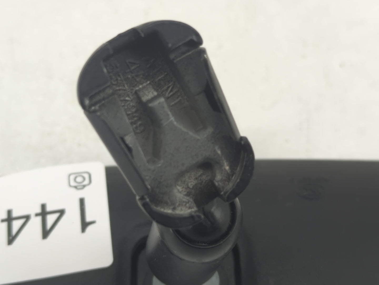 2001-2006 Toyota Camry Interior Rear View Mirror Replacement OEM P/N:E8031681 E8011681 Fits OEM Used Auto Parts - Oemusedaut