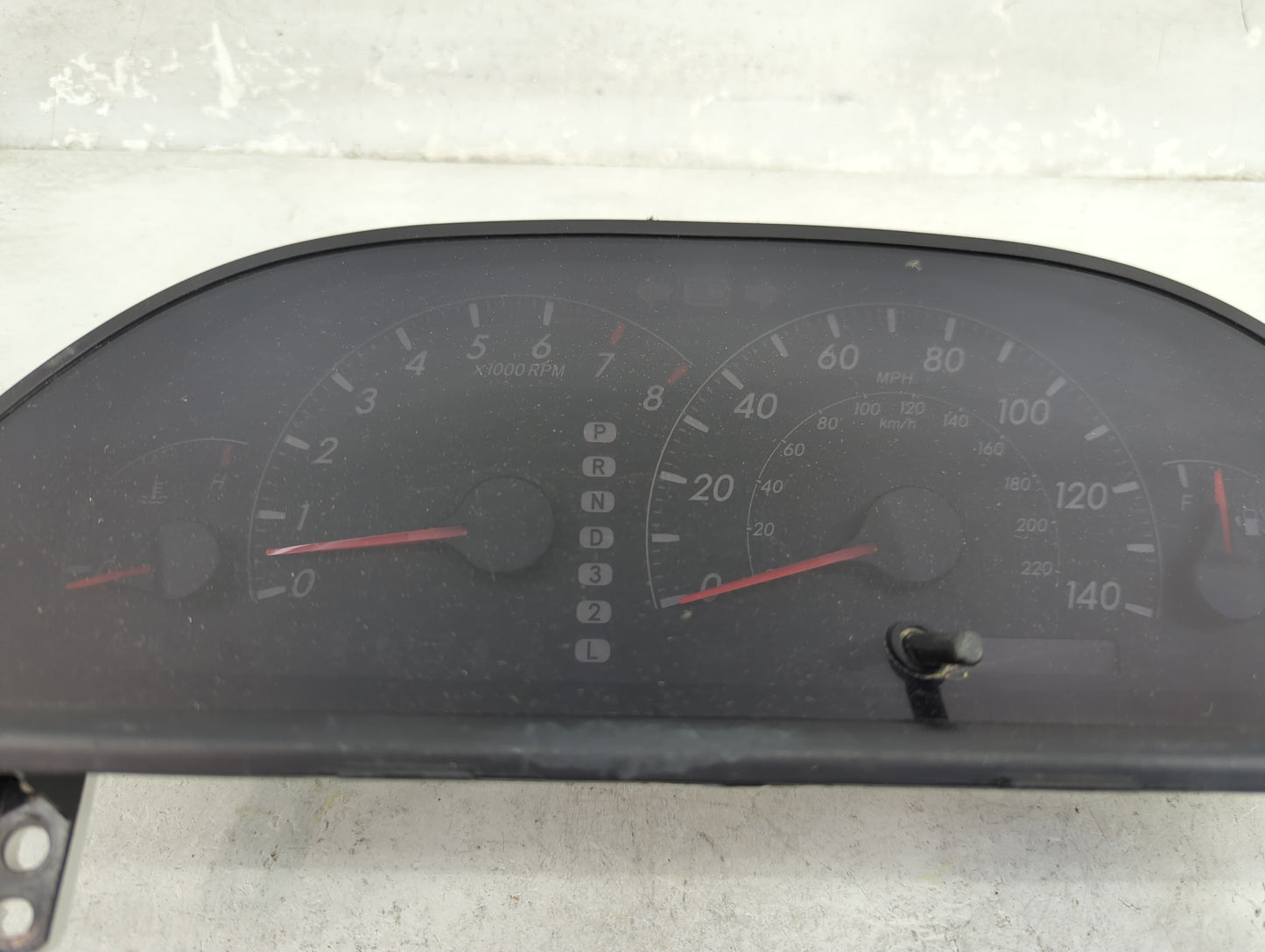 2005-2006 Toyota Camry Instrument Cluster Speedometer Gauges P/N:83800-06C10-00 Fits Fits 2005 2006 OEM Used Auto Parts - Oe