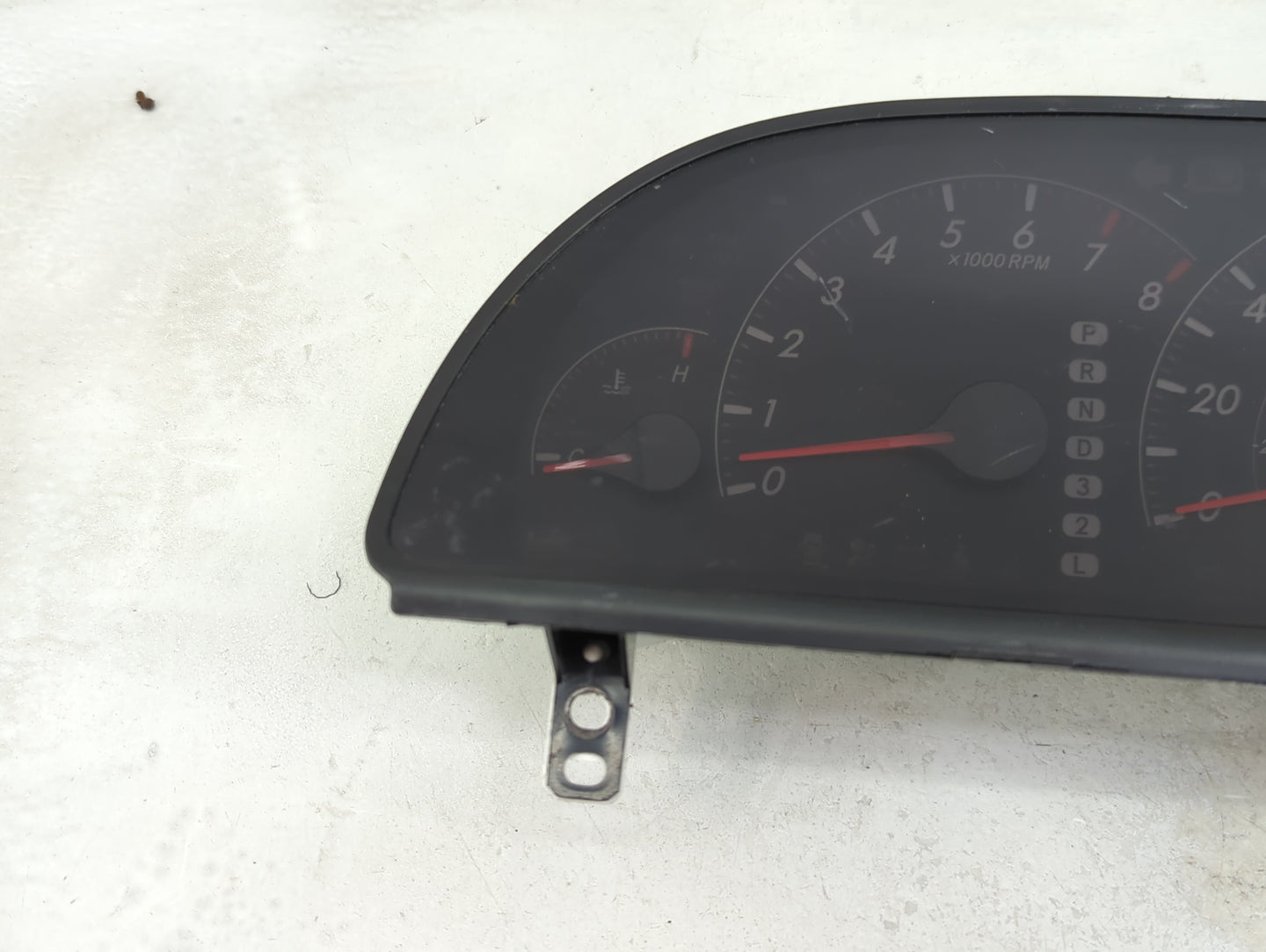 2005-2006 Toyota Camry Instrument Cluster Speedometer Gauges P/N:83800-06C10-00 Miles: Fits Fits 2005 2006 OEM Used Auto Par