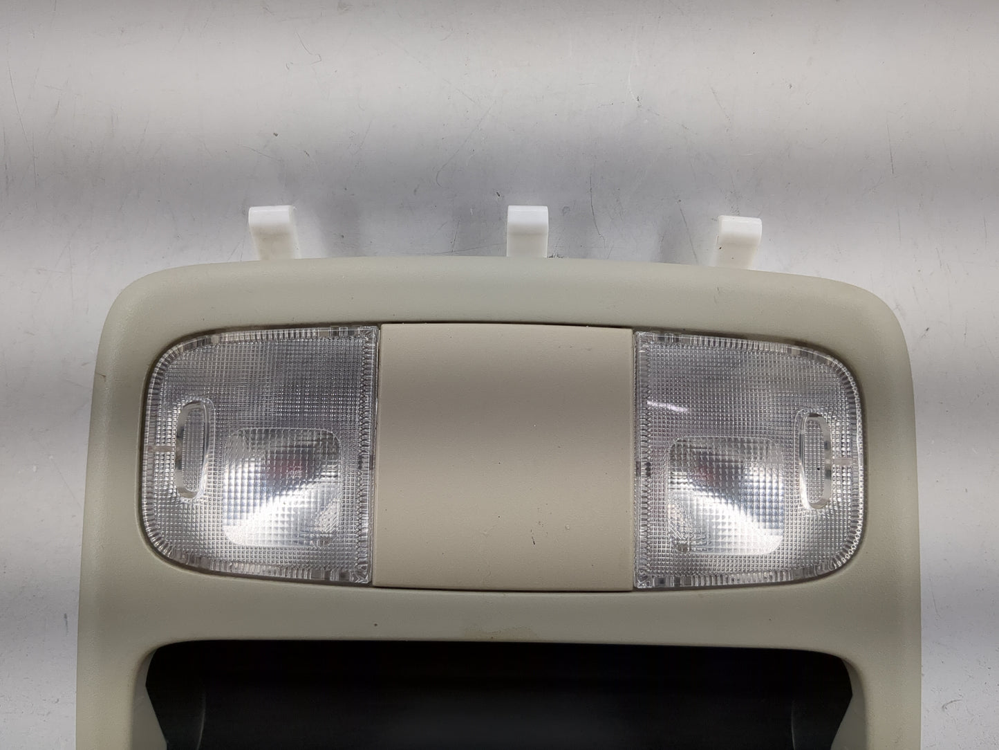 2006 Toyota Camry Overhead Roof Console Beige - Oemusedautoparts1.com