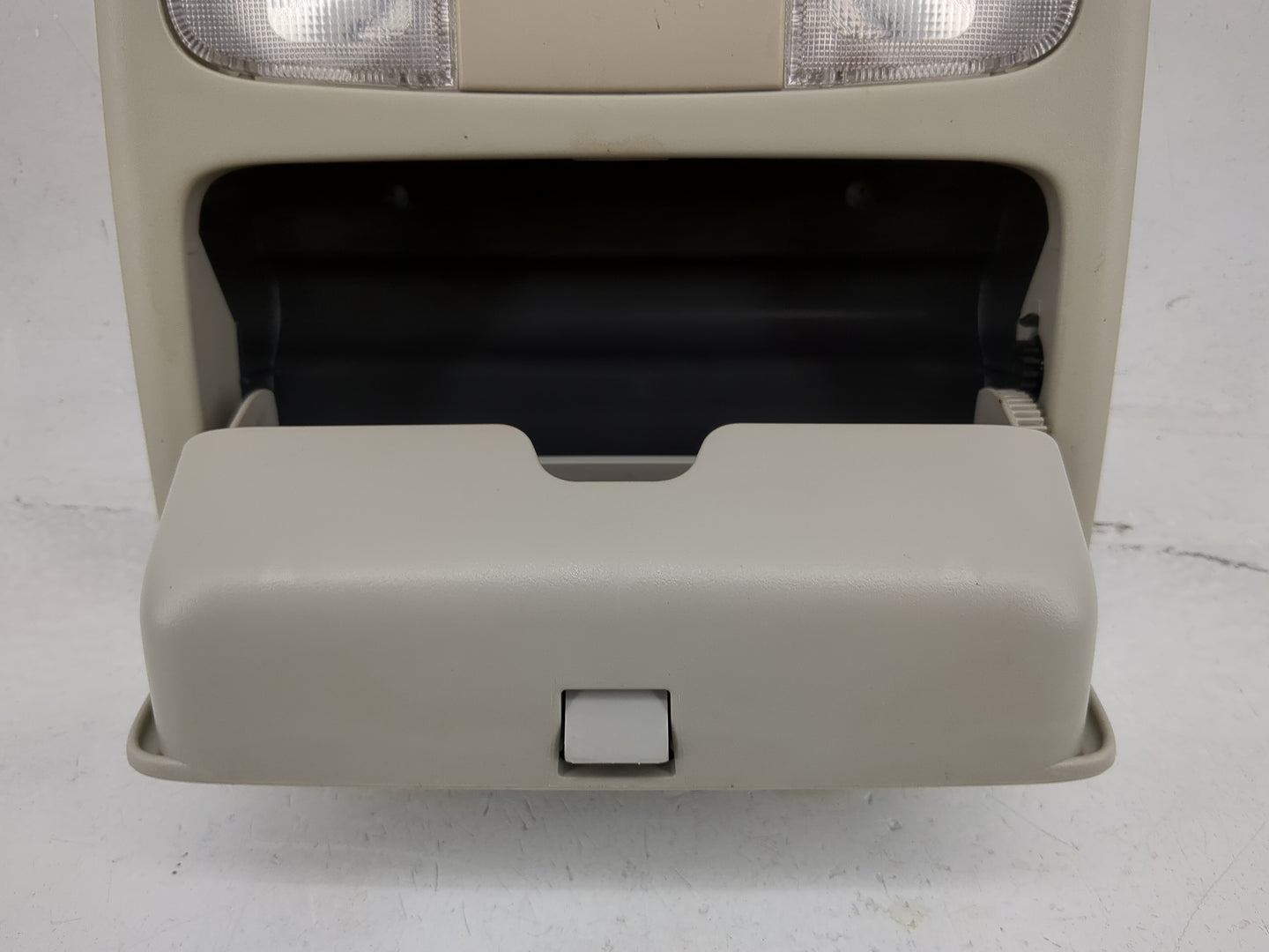 2006 Toyota Camry Overhead Roof Console Beige - Oemusedautoparts1.com