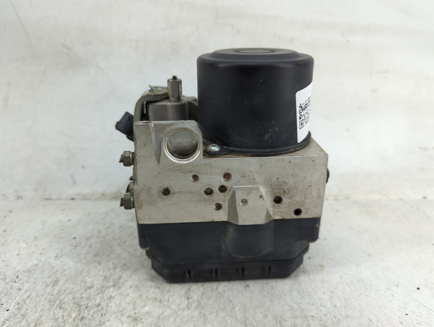 2006 Toyota Camry ABS Pump Control Module Replacement P/N:44540-06070 Fits OEM Used Auto Parts - Oemusedautoparts1.com