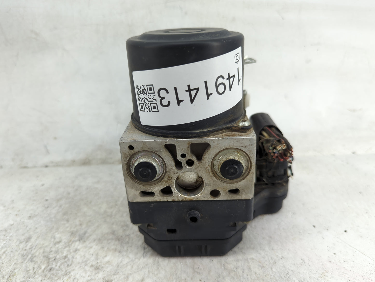 2006 Toyota Camry ABS Pump Control Module Replacement P/N:44540-06070 Fits OEM Used Auto Parts - Oemusedautoparts1.com