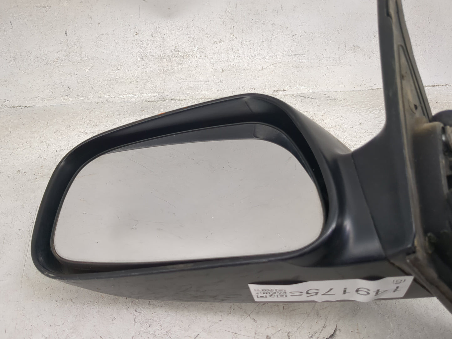 2002-2006 Toyota Camry Driver Side View Mirror - Left Door Mirror OEM Used - Oemusedautoparts1.com