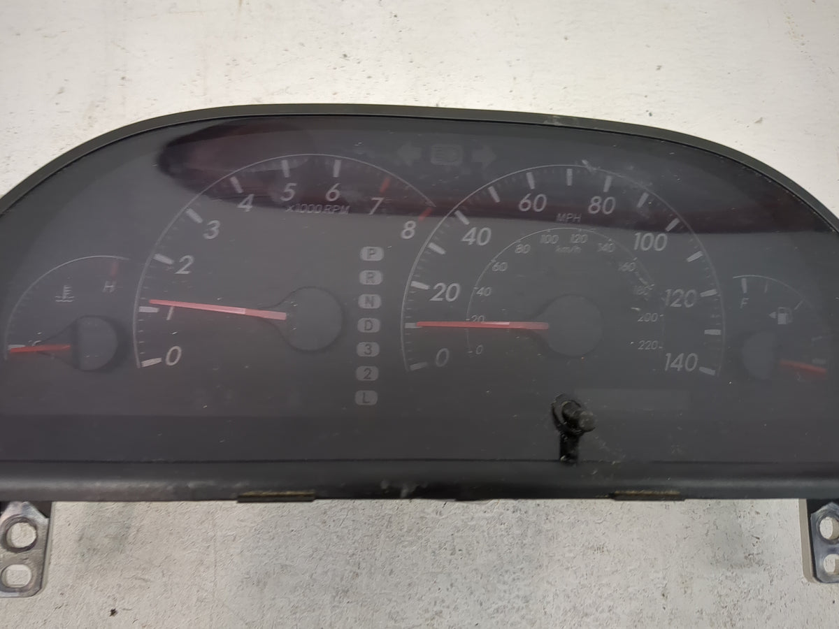 2005-2006 Toyota Camry Instrument Cluster Speedometer Gauges P/N:83800-06C10-00 TN257420-7113 Miles:110K Fits Fits 2005 2006