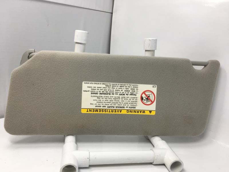 2006 Toyota Camry Sun Visor Shade Replacement Passenger Right Mirror Fits OEM Used Auto Parts - Oemusedautoparts1.com