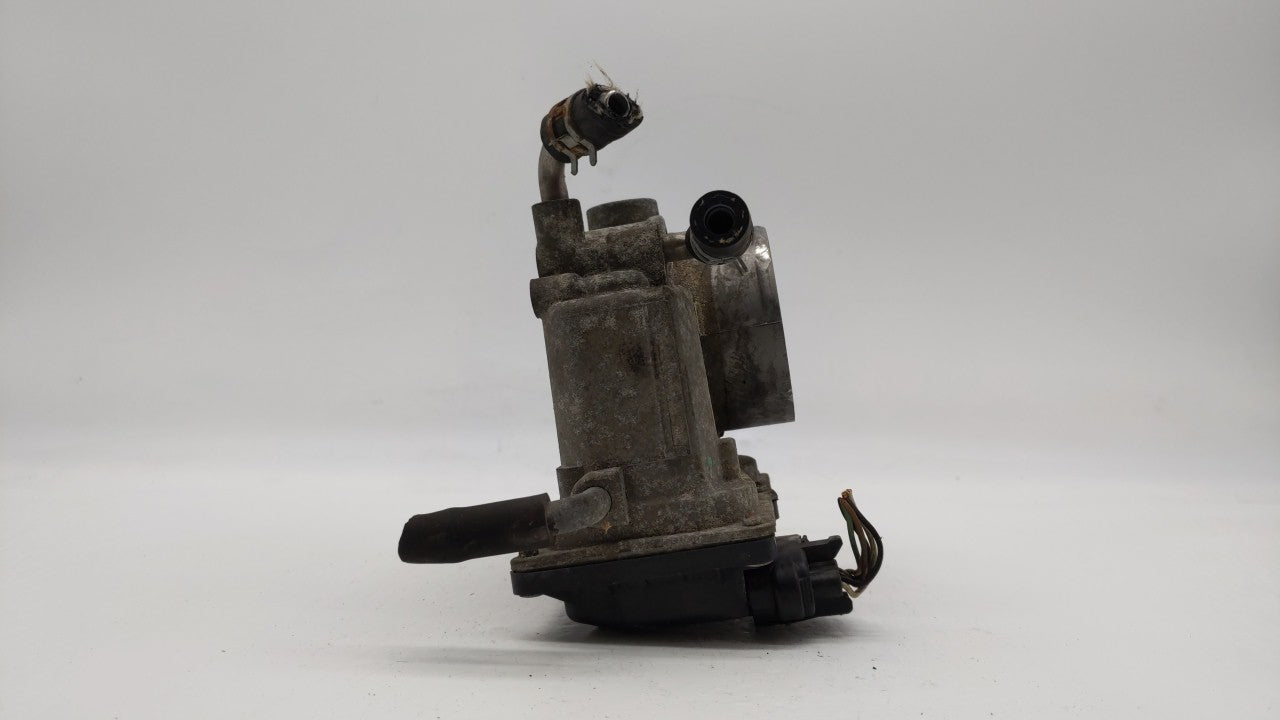 2004-2006 Toyota Camry Throttle Body P/N:22030-28060 22030-0H020 Fits Fits 2004 2005 2006 2007 OEM Used Auto Parts - Oemused