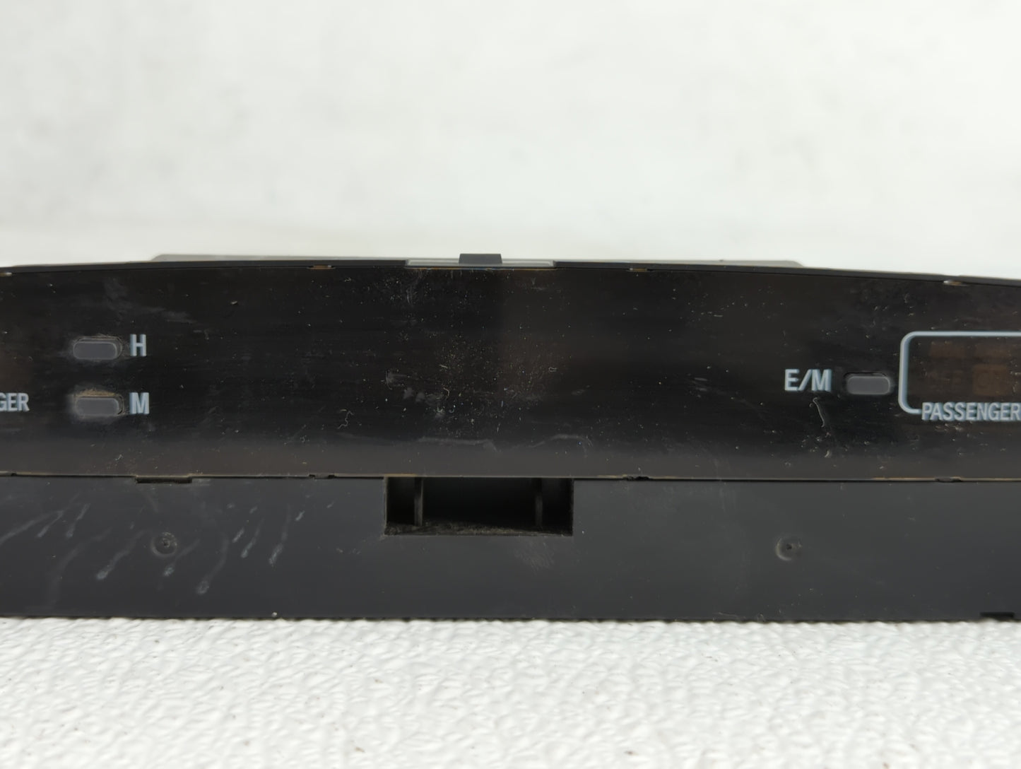 2004 TOYOTA CAMRY OEM DASH DIGITAL CLOCK DISPLAY SCREEN 408931 - Oemusedautoparts1.com