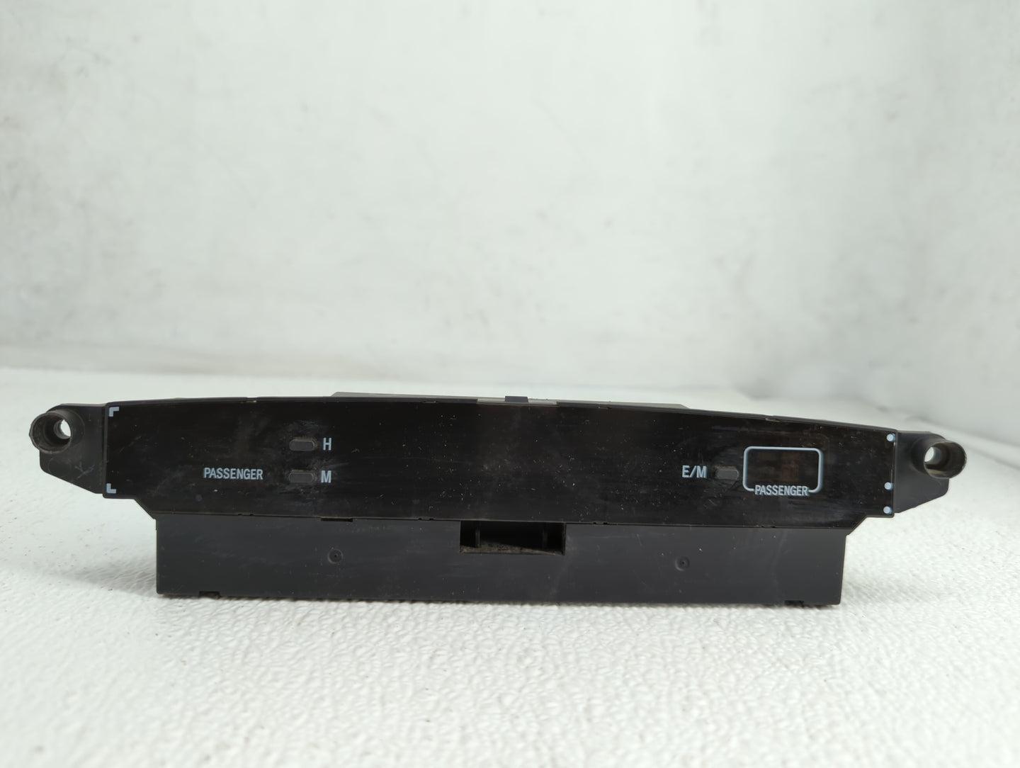 2004 TOYOTA CAMRY OEM DASH DIGITAL CLOCK DISPLAY SCREEN408932 - Oemusedautoparts1.com