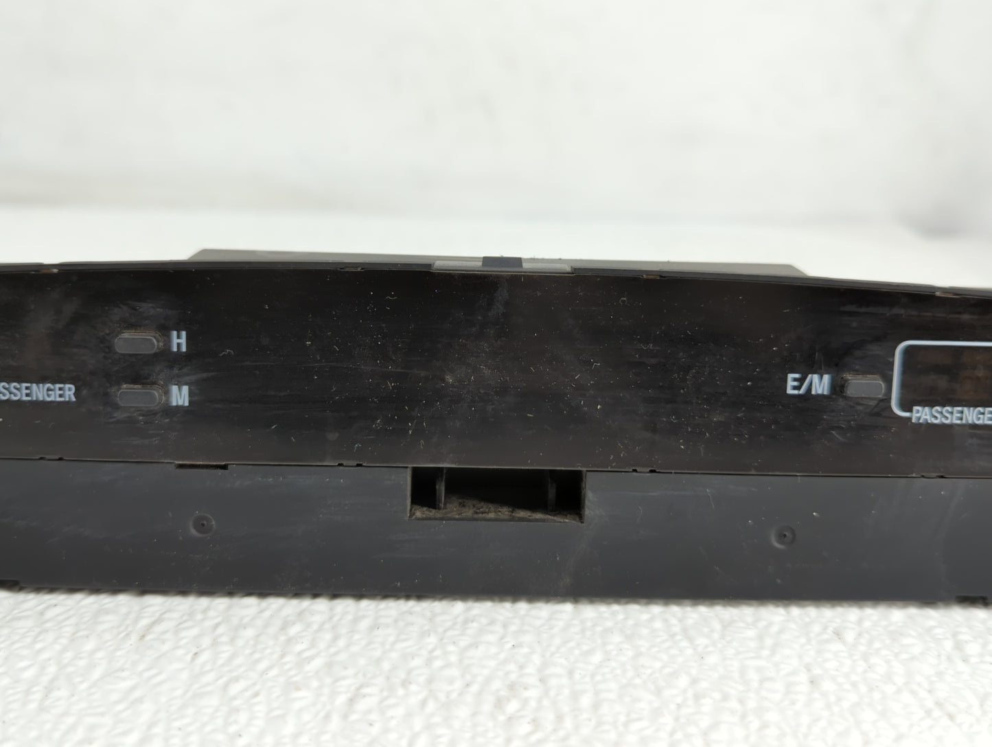 2004 TOYOTA CAMRY OEM DASH DIGITAL CLOCK DISPLAY SCREEN408932 - Oemusedautoparts1.com