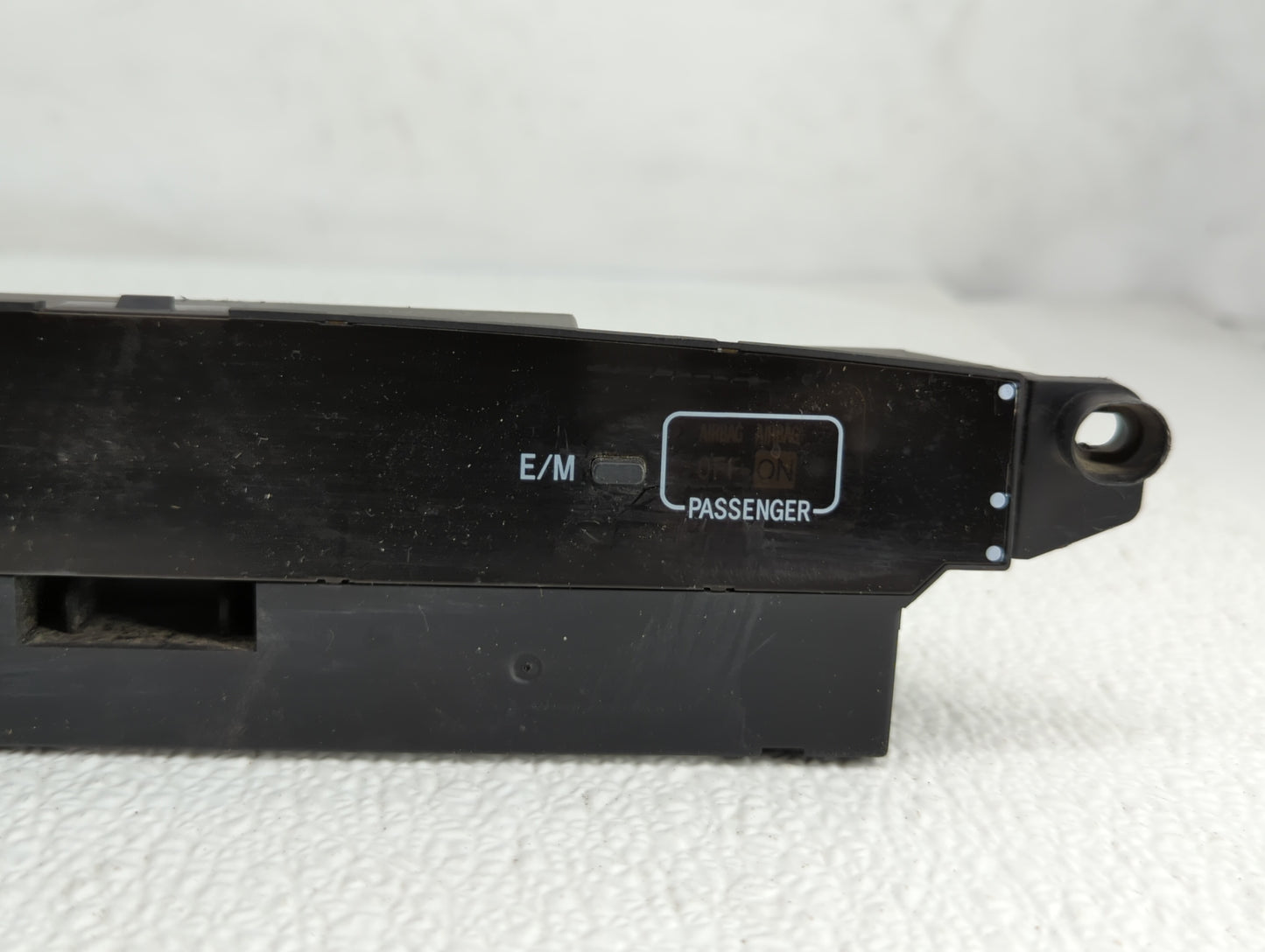 2004 TOYOTA CAMRY OEM DASH DIGITAL CLOCK DISPLAY SCREEN408932 - Oemusedautoparts1.com