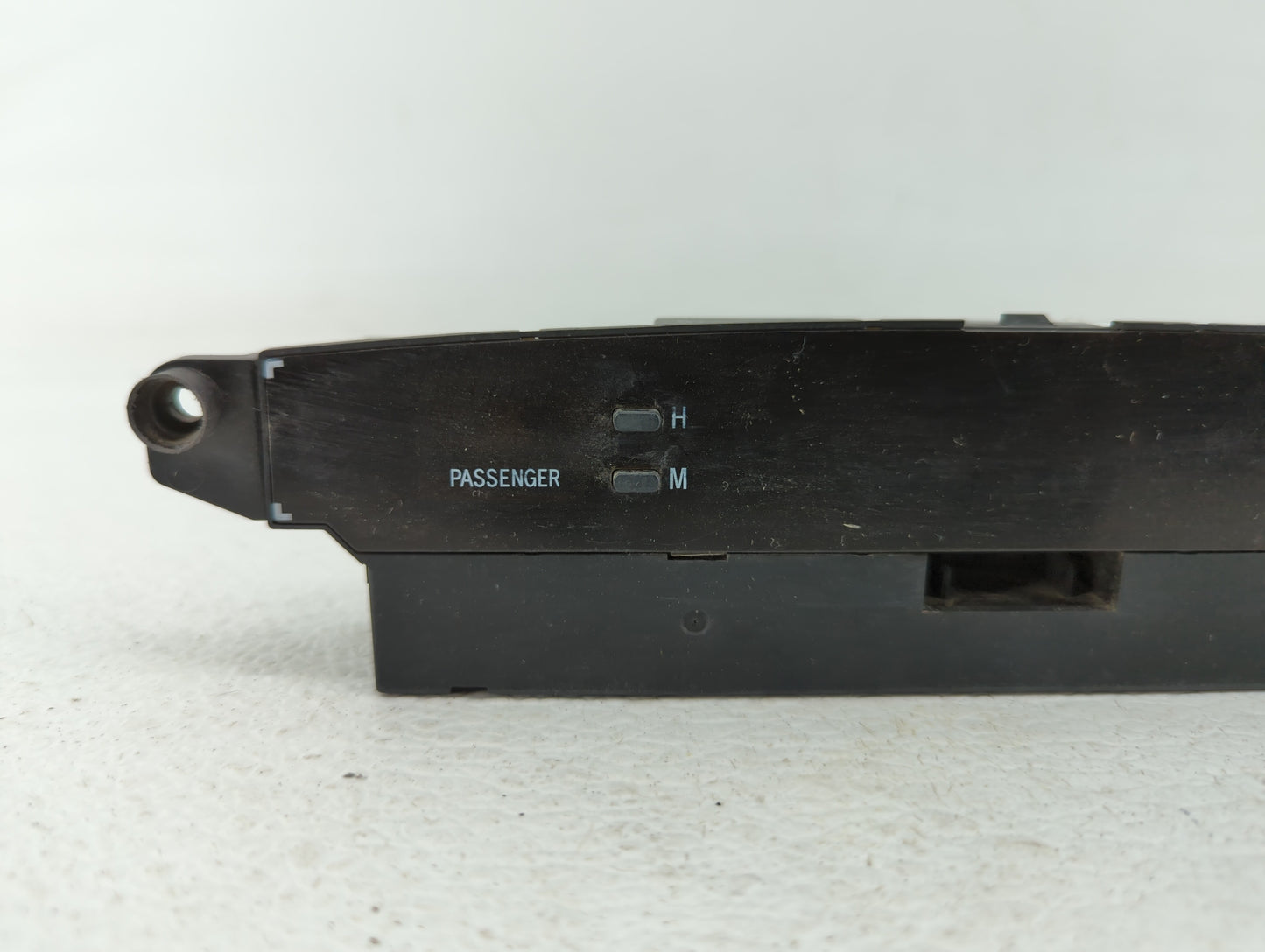 2006 Toyota Camry Digitial Dash Clock P/N:83910-33120 83910-06070, 83910-33060 Fits OEM Used Auto Parts - Oemusedautoparts1.