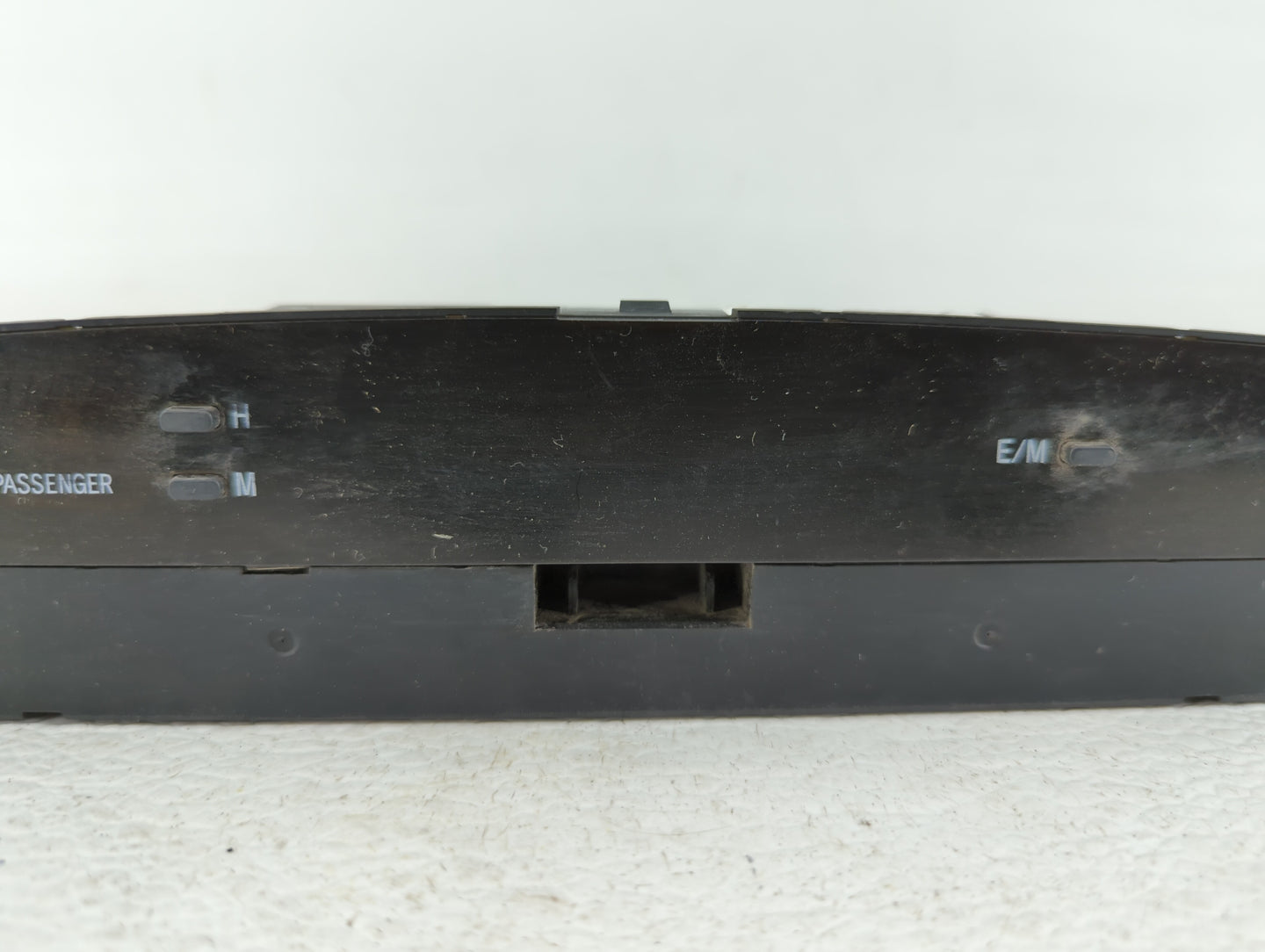 2006 Toyota Camry Digitial Dash Clock P/N:83910-33120 83910-06070, 83910-33060 Fits OEM Used Auto Parts - Oemusedautoparts1.