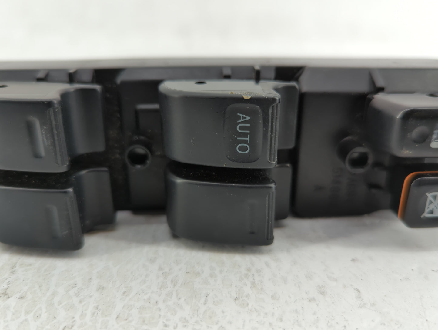 2002-2006 Toyota Camry Master Power Window Switch Replacement Driver Side Left P/N:514868 Fits OEM Used Auto Parts - Oemused