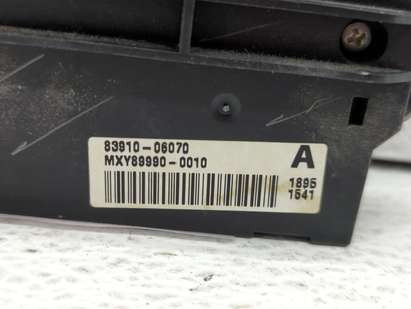 2004-2006 Toyota Camry Information Display Screen - Oemusedautoparts1.com