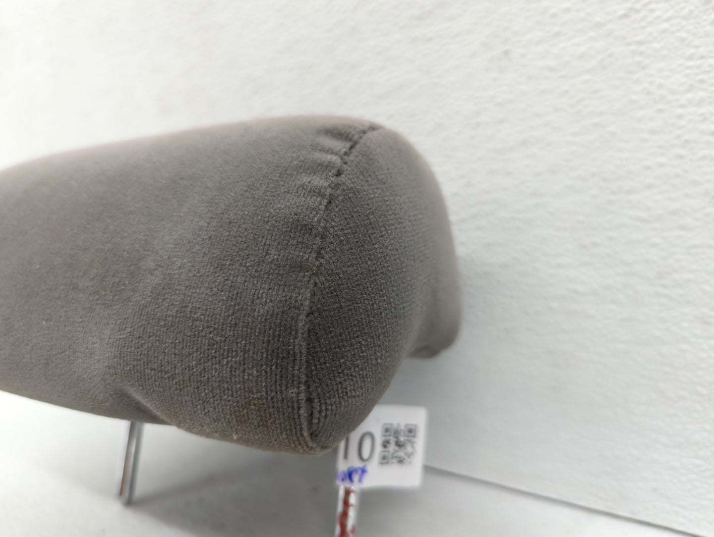 2004-2006 Toyota Camry Headrest Head Rest Front Driver Passenger Seat Fits Fits 2004 2005 2006 OEM Used Auto Parts - Oemused