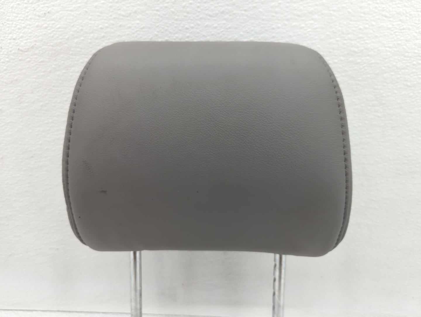 2004-2006 Toyota Camry Headrest Head Rest Front Driver Passenger Seat - Oemusedautoparts1.com