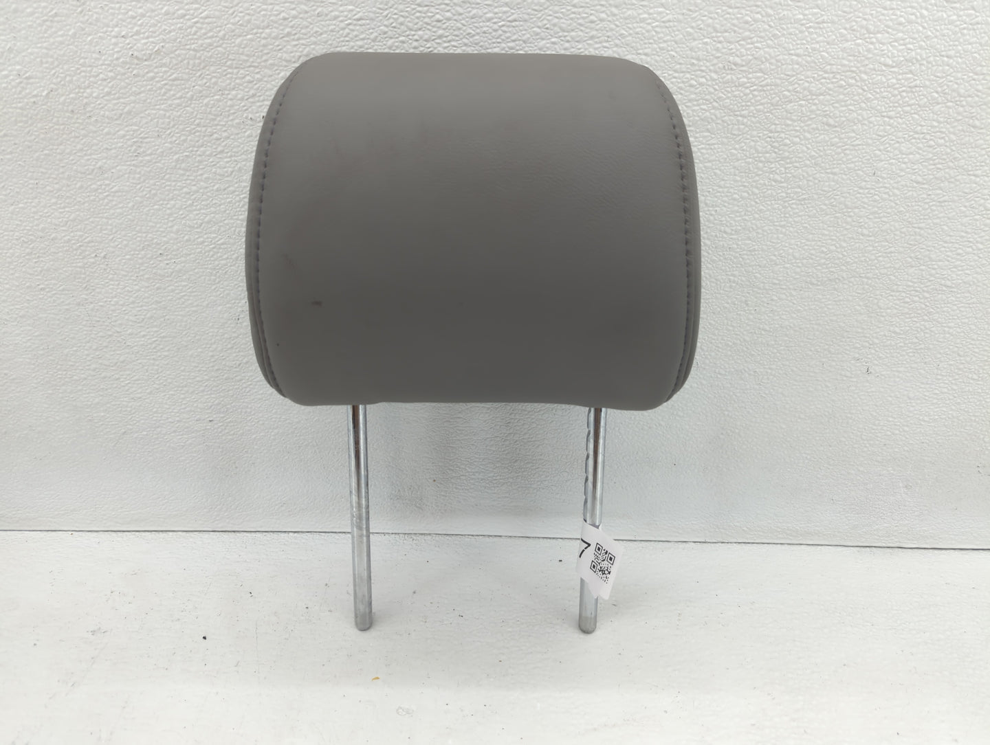 2004-2006 Toyota Camry Headrest Head Rest Front Driver Passenger Seat - Oemusedautoparts1.com