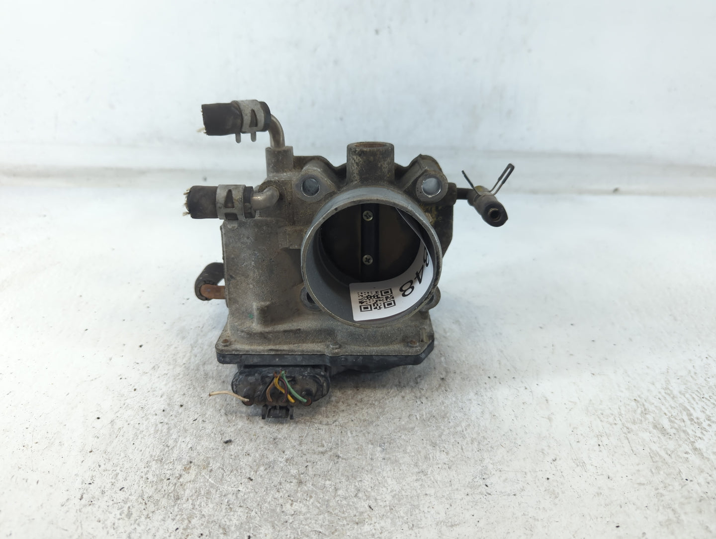 2004-2006 Toyota Camry Throttle Body P/N:22030-0H020 Fits Fits 2004 2005 2006 2007 OEM Used Auto Parts - Oemusedautoparts1.c