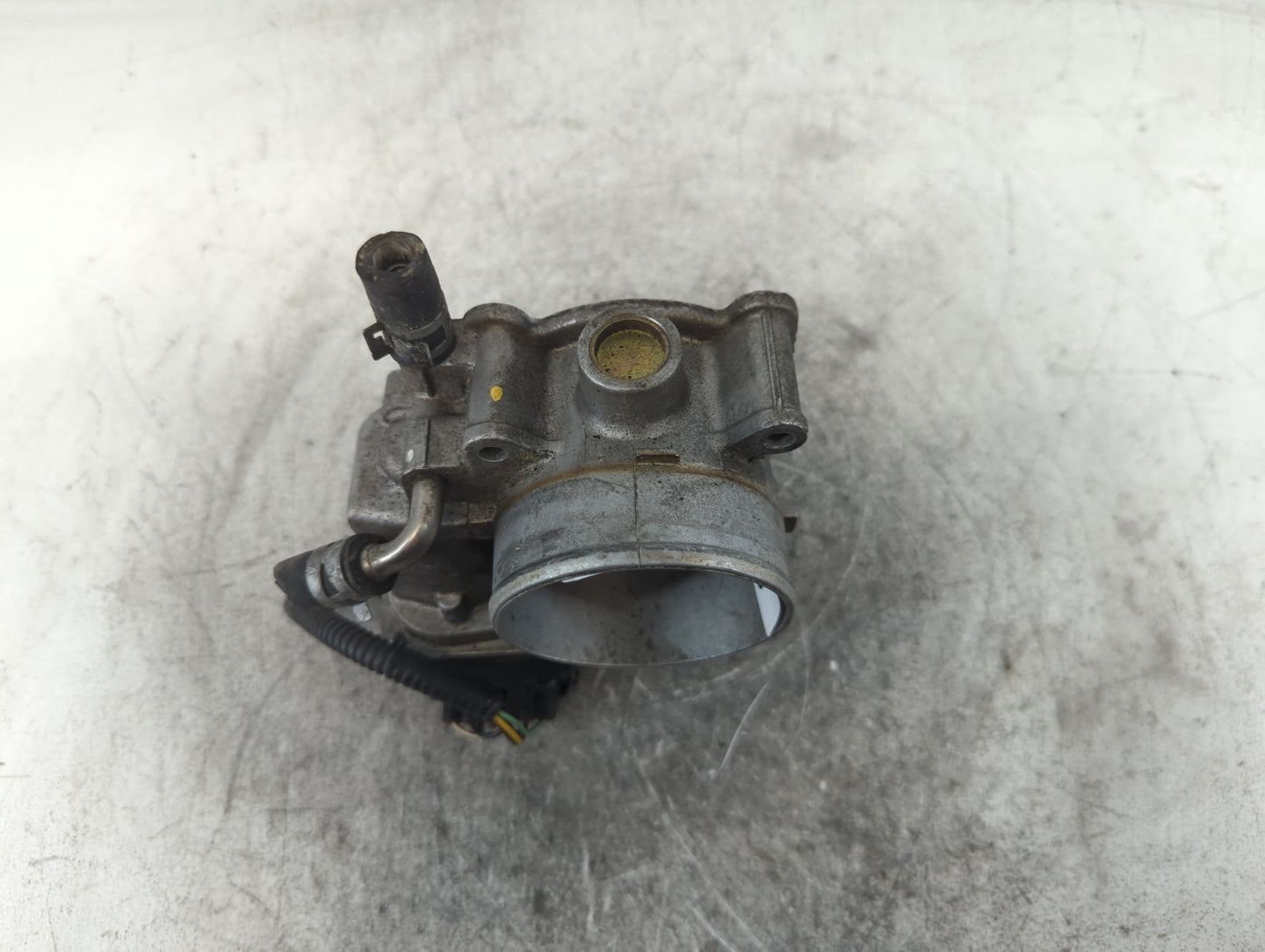 2003-2006 Toyota Camry Throttle Body P/N:22030-0A020 Fits Fits 2003 2004 2005 2006 2007 2008 2009 2010 OEM Used Auto Parts -