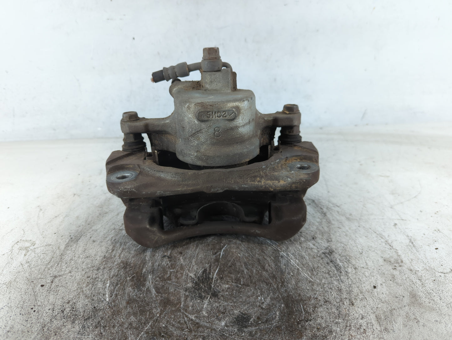 2002-2006 Toyota Camry Front Passenger Right Brake Caliper 699986 - Oemusedautoparts1.com