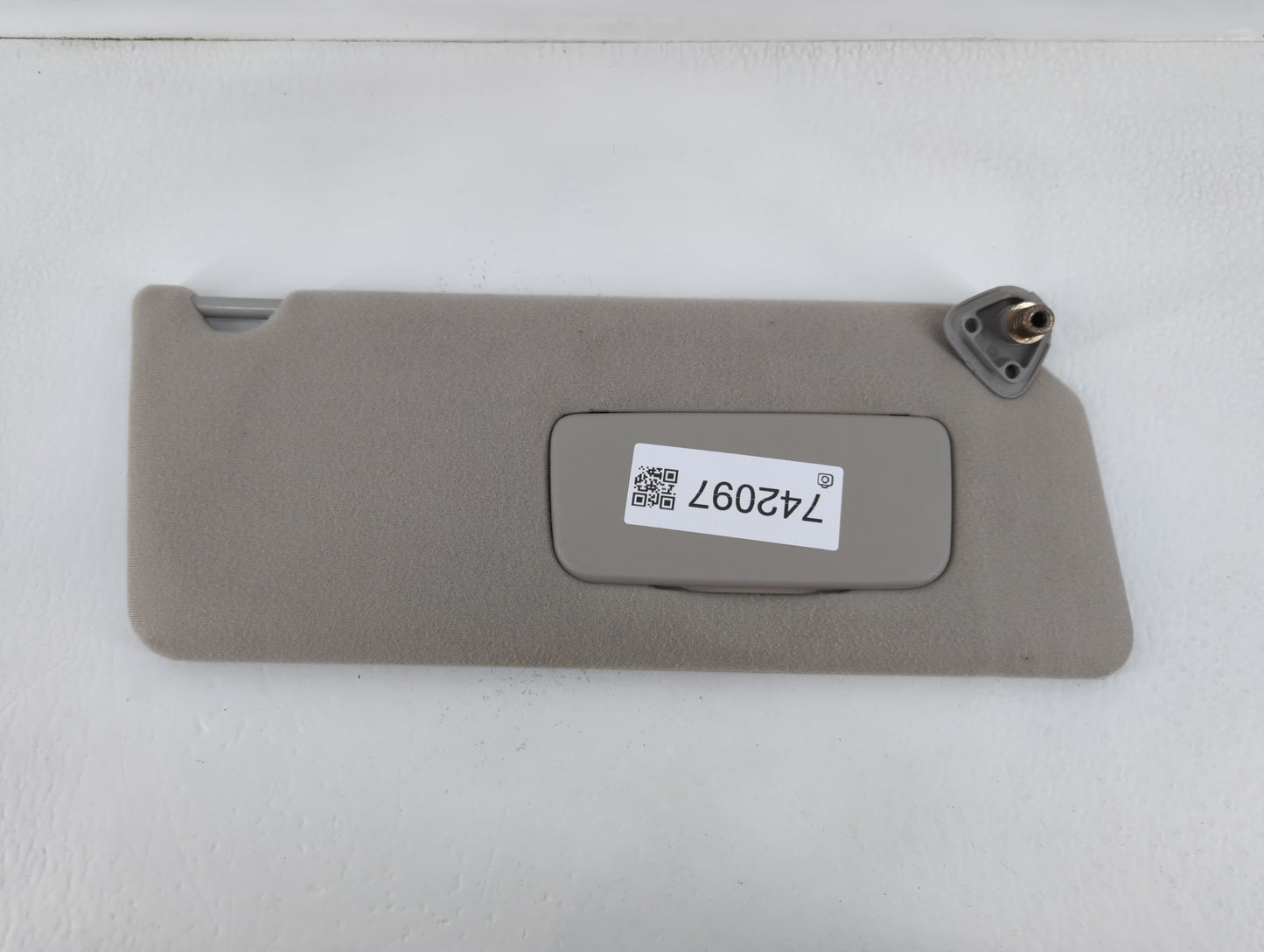 2002-2006 Toyota Camry Sun Visor Shade Replacement Passenger Right Mirror Fits Fits 2002 2003 2004 2005 2006 OEM Used Auto P