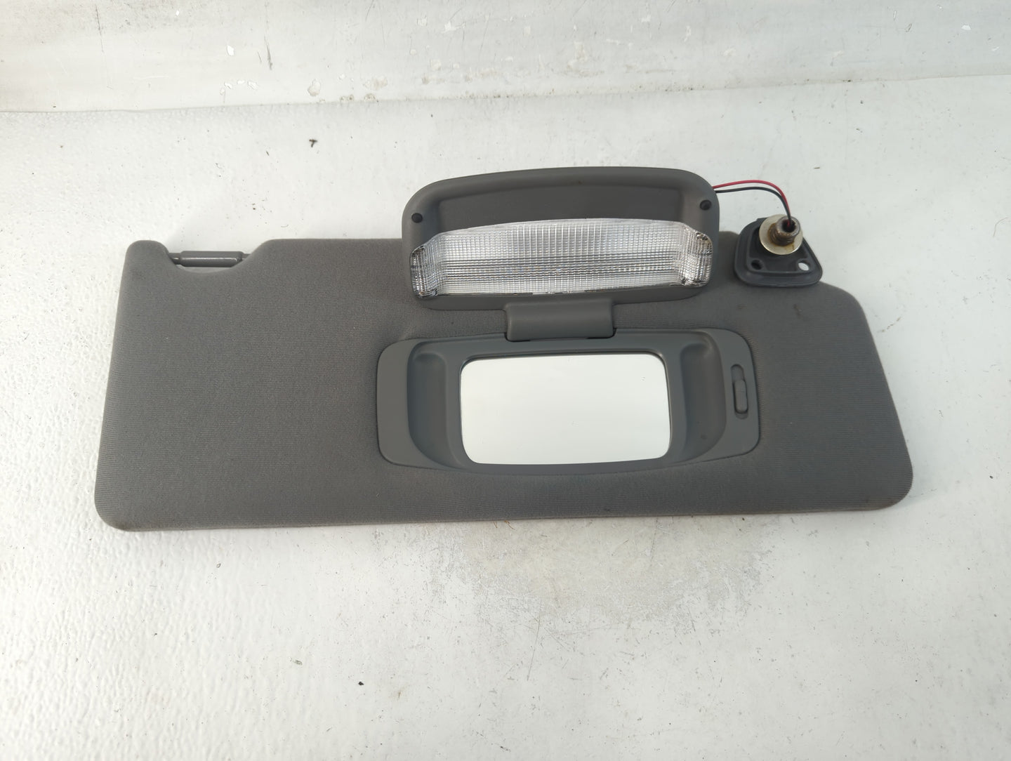 2002-2006 Toyota Camry Sun Visor Shade Replacement Passenger Right Mirror Fits Fits 2002 2003 2004 2005 2006 OEM Used Auto P