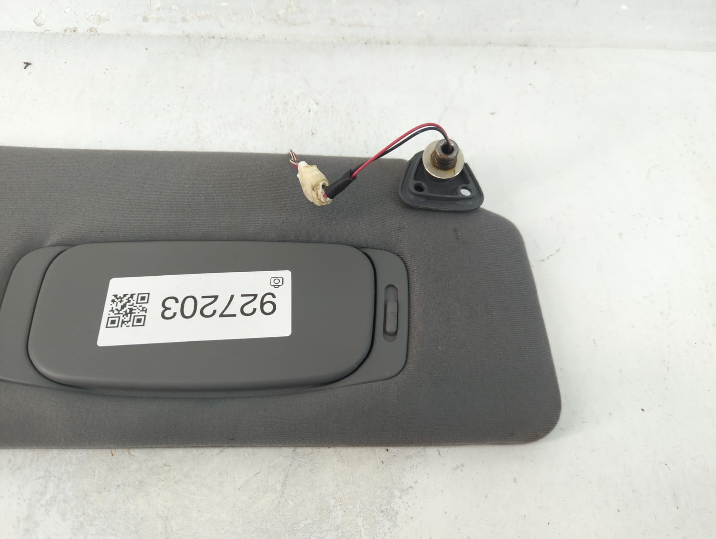 2002-2006 Toyota Camry Sun Visor Shade Replacement Passenger Right Mirror Fits Fits 2002 2003 2004 2005 2006 OEM Used Auto P