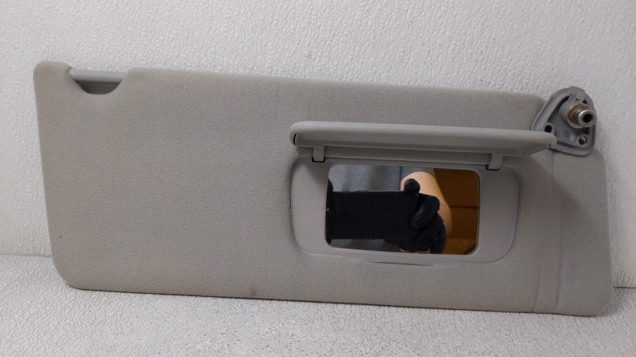 2002-2006 Toyota Camry Sun Visor Shade Replacement Passenger Right Mirror Fits Fits 2002 2003 2004 2005 2006 OEM Used Auto P