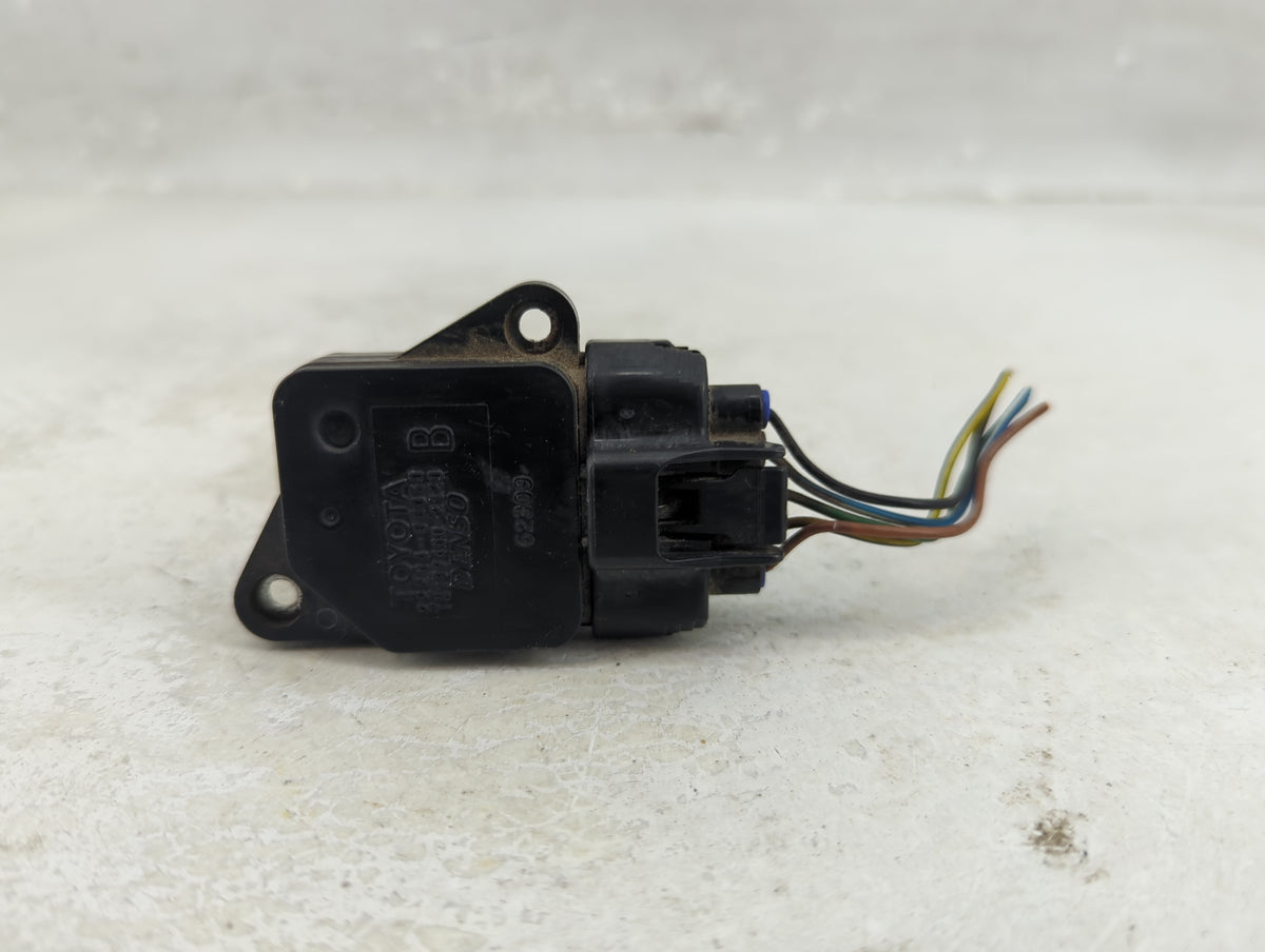 2003-2008 Toyota Corolla Mass Air Flow Meter Maf Sensor 1357559 - Oemusedautoparts1.com