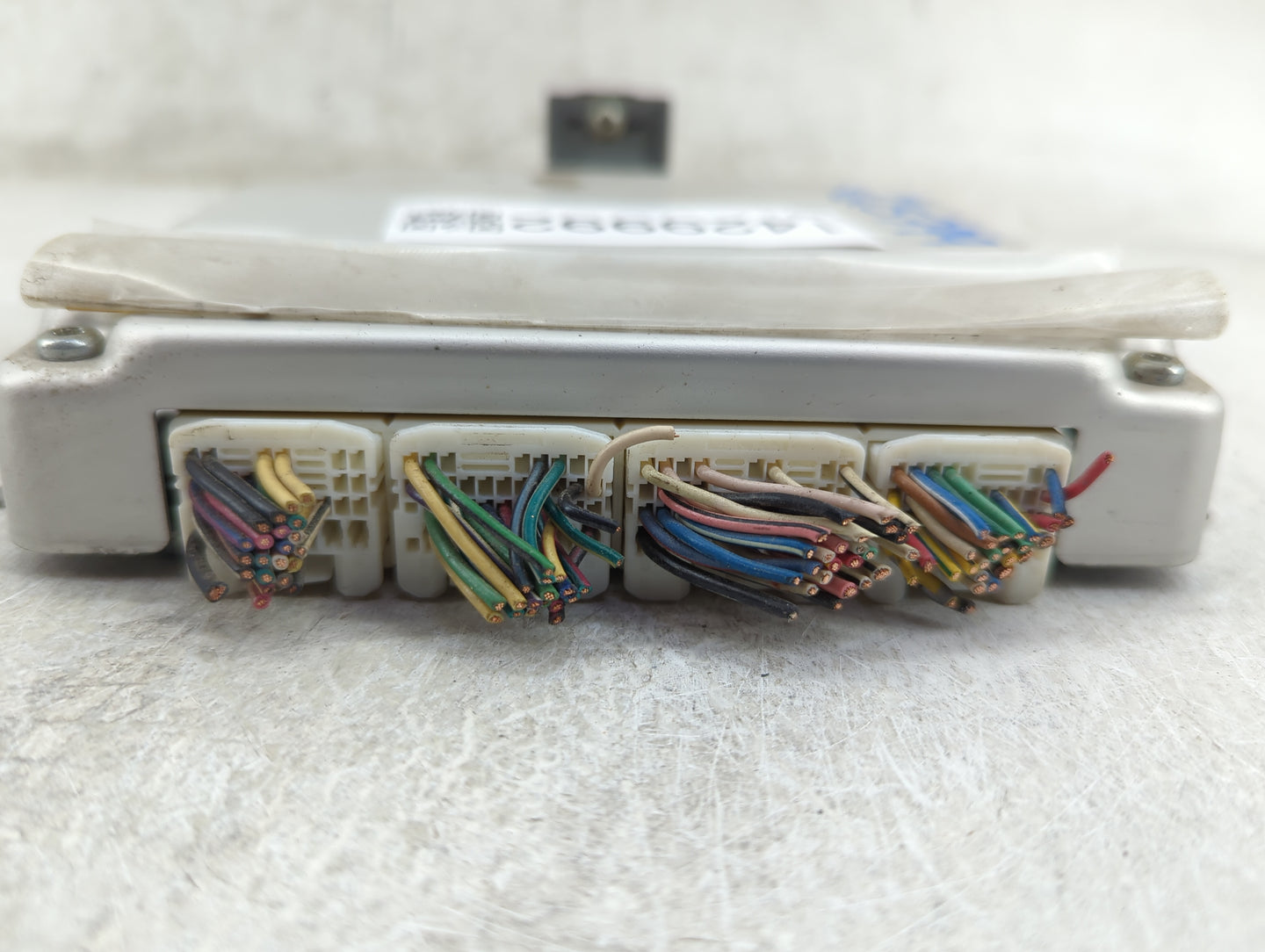2005-2007 Toyota Corolla PCM Engine Control Computer ECU ECM PCU OEM P/N:28113692 89661-02K21 Fits Fits 2005 2006 2007 OEM U