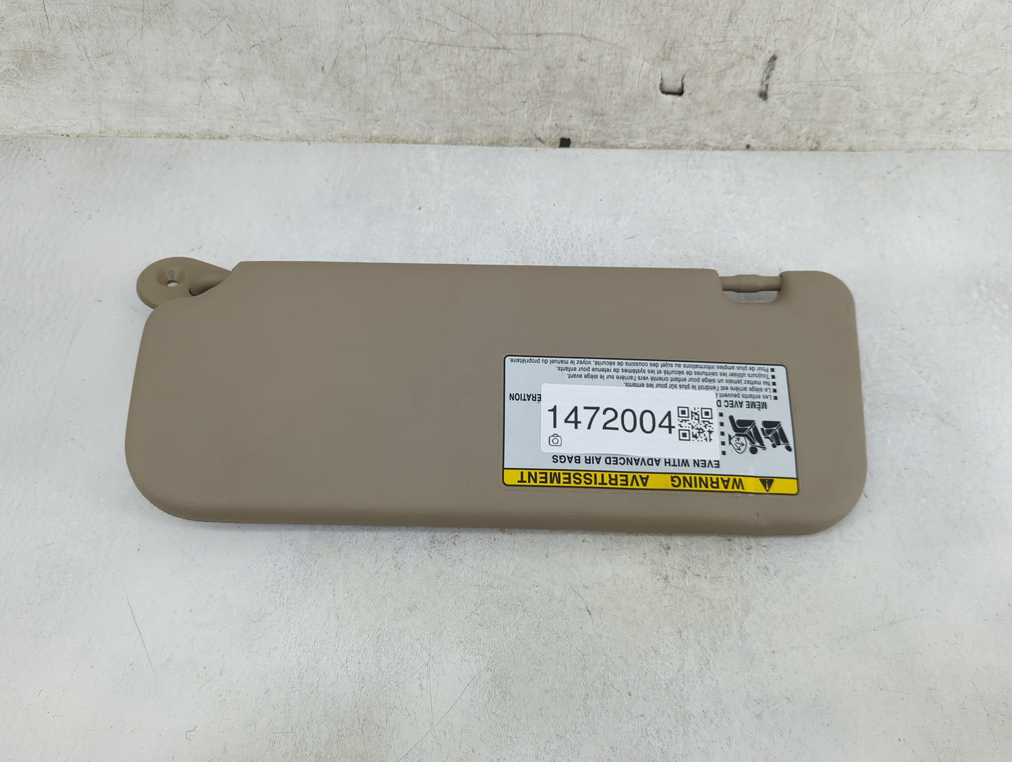 2005-2008 Toyota Corolla Sun Visor Shade Replacement Passenger Right Mirror Fits Fits 2005 2006 2007 2008 OEM Used Auto Part