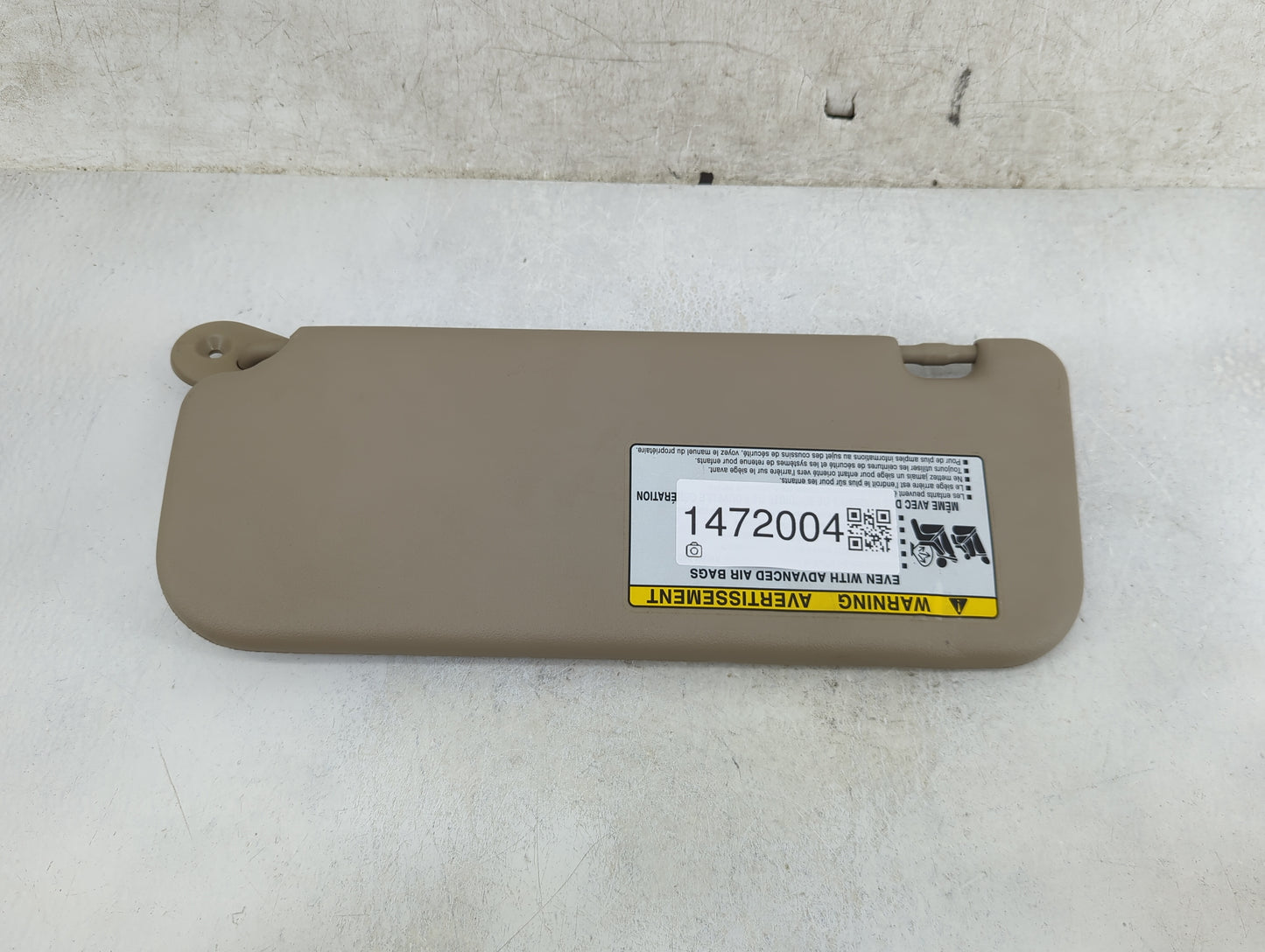 2005-2008 Toyota Corolla Sun Visor Shade Replacement Passenger Right Mirror Fits Fits 2005 2006 2007 2008 OEM Used Auto Part