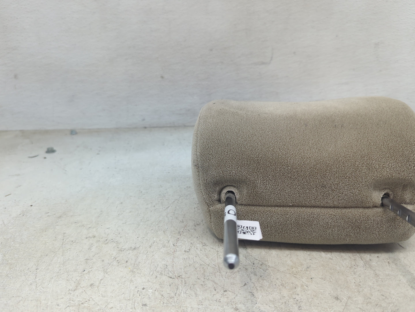 2006 Toyota Corolla Headrest Head Rest Front Driver Seat Light Beige - Oemusedautoparts1.com