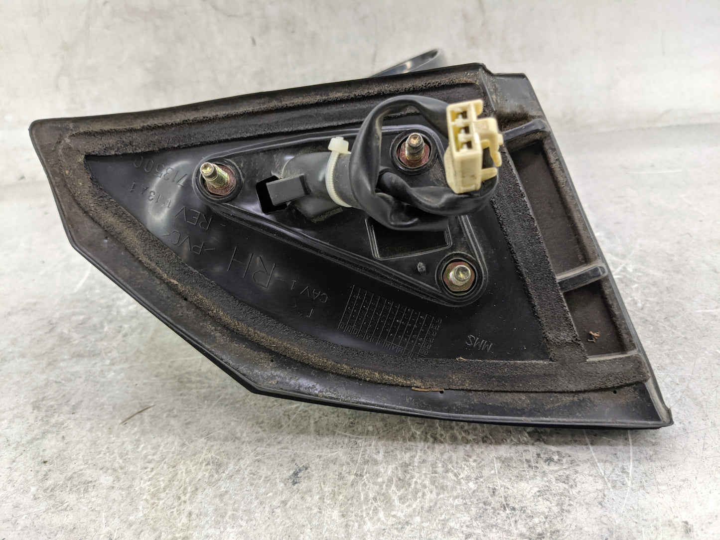 2003-2008 Toyota Corolla Passenger Side View Mirror - Right Door Mirror OEM Used - Oemusedautoparts1.com