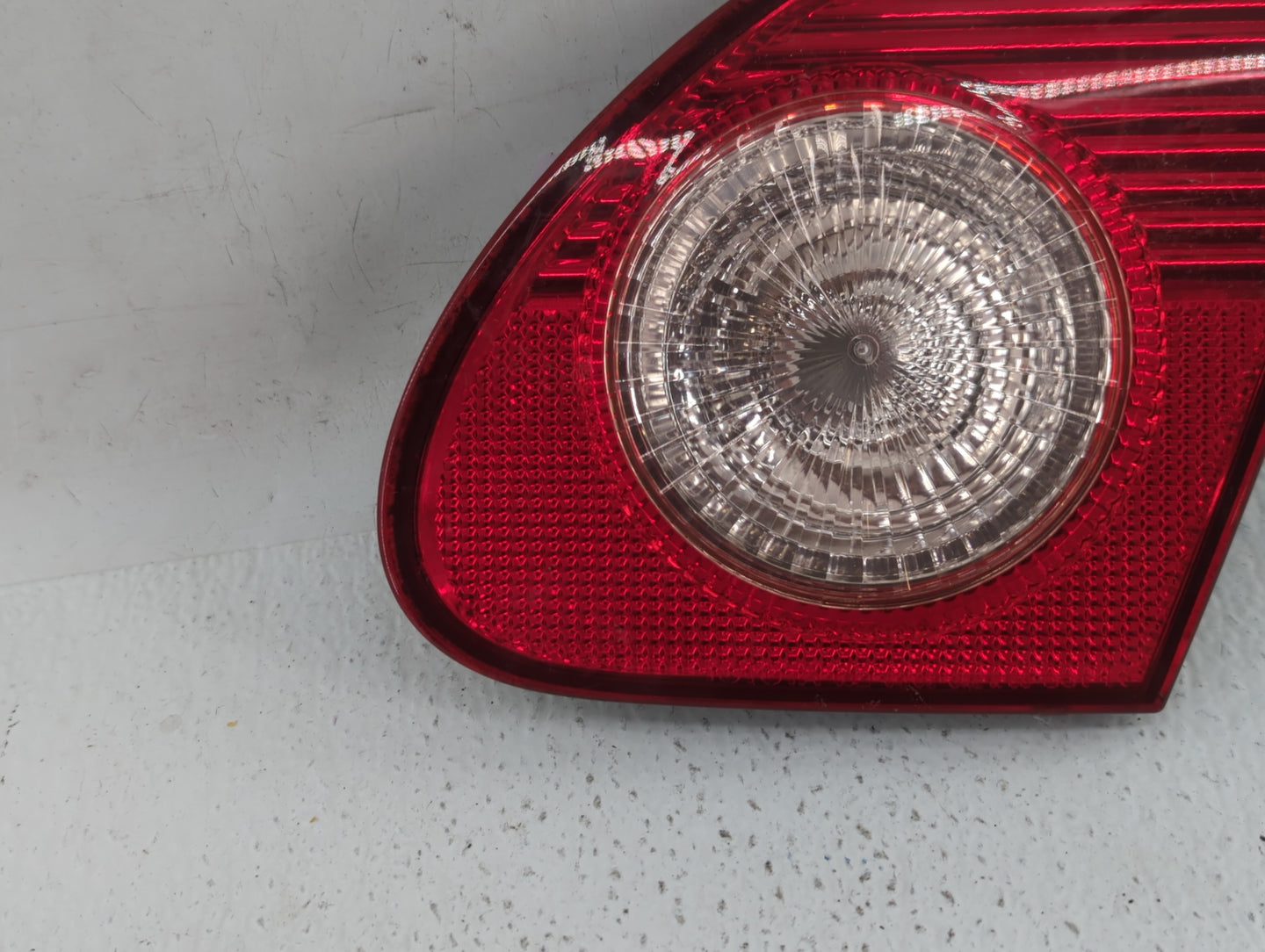 2003-2008 Toyota Corolla Tail Light Assembly Passenger Right OEM P/N:921 12V18W Fits Fits 2003 2004 2005 2006 2007 2008 OEM 