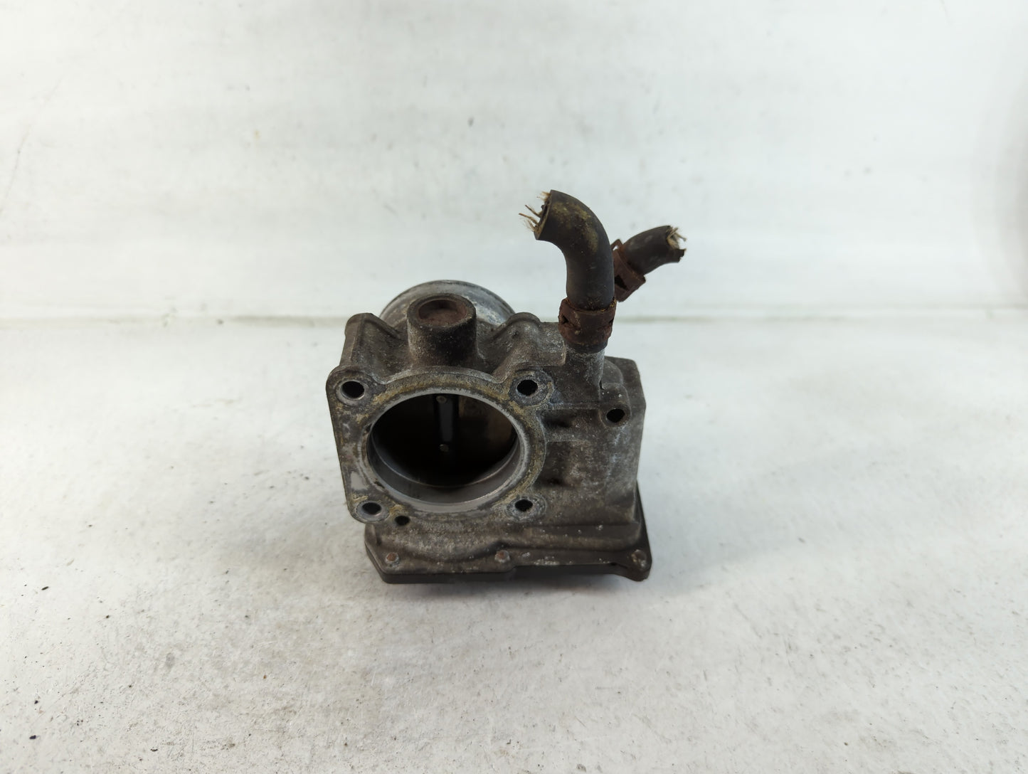 2005-2008 Toyota Corolla Throttle Body P/N:22030-0D031 Fits Fits 2005 2006 2007 2008 OEM Used Auto Parts - Oemusedautoparts1