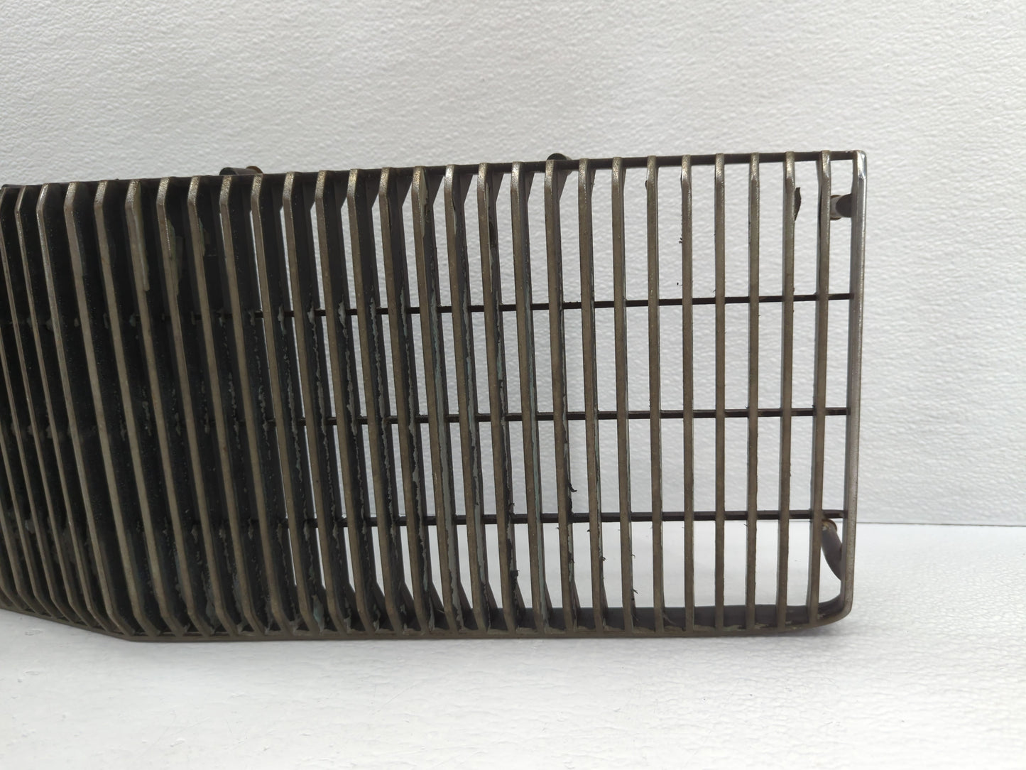 2004-2008 Toyota Corolla Front Grille Bumper Not Included - Oemusedautoparts1.com