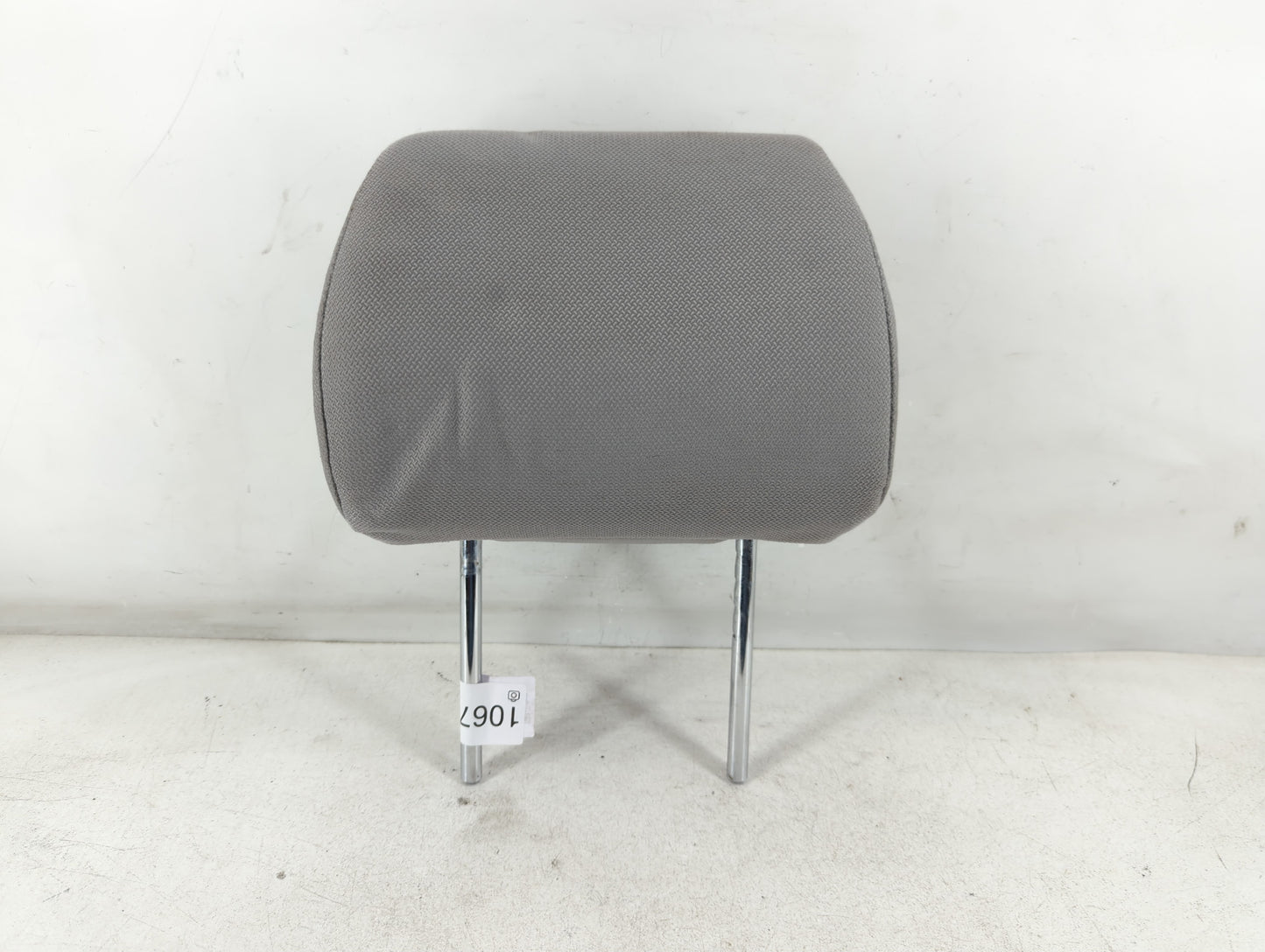 2004-2007 Toyota Highlander Headrest Head Rest Front Driver Passenger Seat Fits Fits 2004 2005 2006 2007 OEM Used Auto Parts