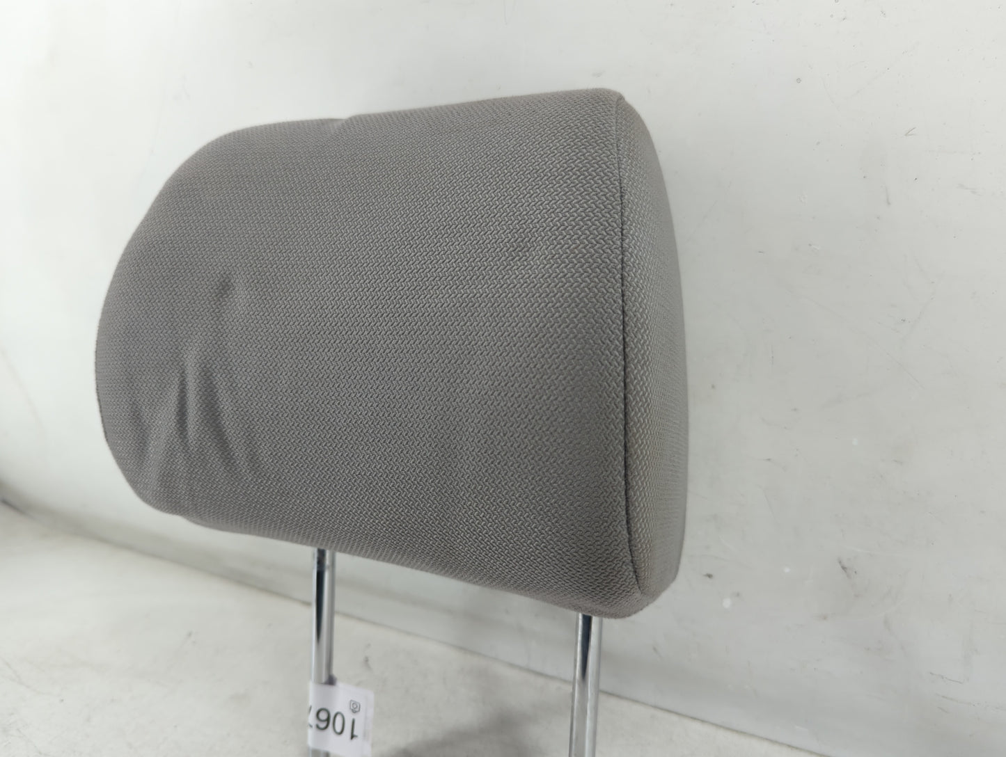 2004-2007 Toyota Highlander Headrest Head Rest Front Driver Passenger Seat Fits Fits 2004 2005 2006 2007 OEM Used Auto Parts