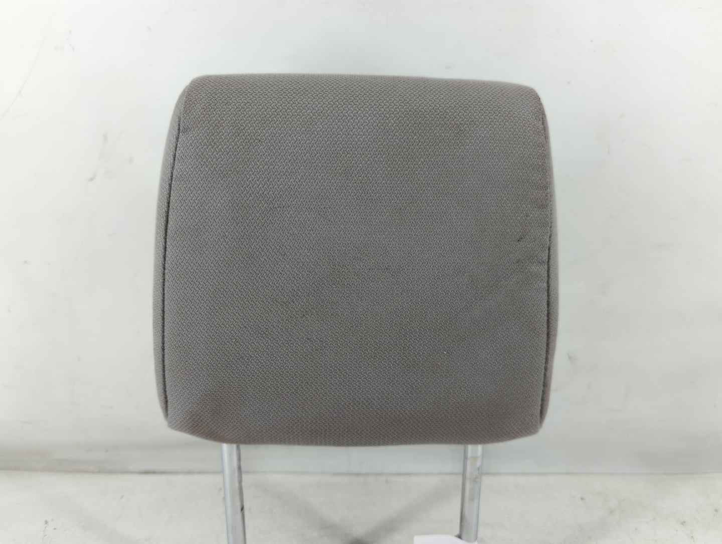 2004-2007 Toyota Highlander Headrest Head Rest Front Driver Passenger Seat Fits Fits 2004 2005 2006 2007 OEM Used Auto Parts