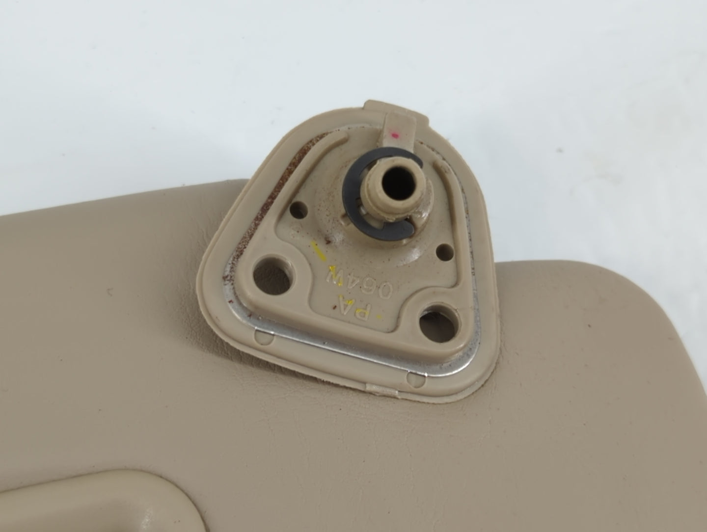 2004-2007 Toyota Highlander Sun Visor Shade Replacement Passenger Right Mirror Fits Fits 2004 2005 2006 2007 OEM Used Auto P