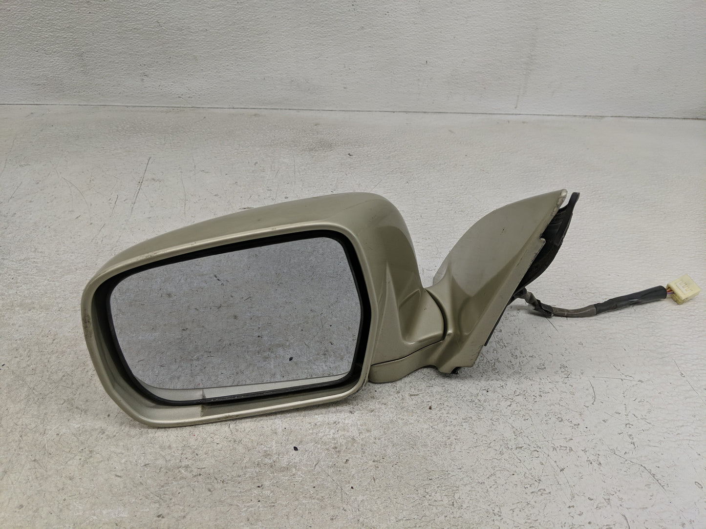 2001-2007 Toyota Highlander Side Mirror Replacement Driver Left View Door Mirror P/N:E4012142 Fits OEM Used Auto Parts - Oem