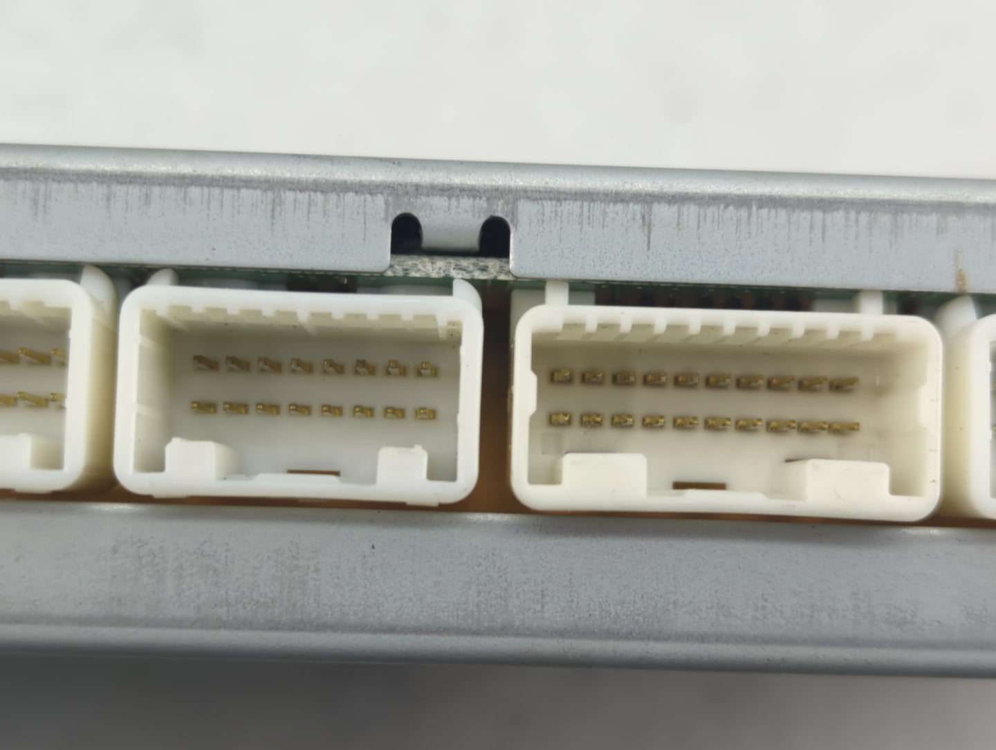 2004-2007 Toyota Highlander Information Display Screen - Oemusedautoparts1.com