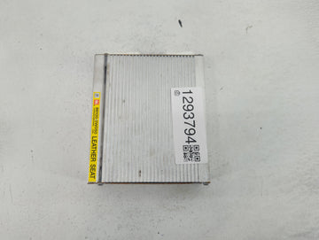 2006-2007 Toyota Highlander Radio AM FM Cd Player Receiver Replacement P/N:86100-0W050 Fits Fits 2006 2007 OEM Used Auto Par